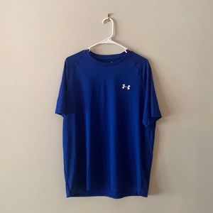 Under Armour T-shirt